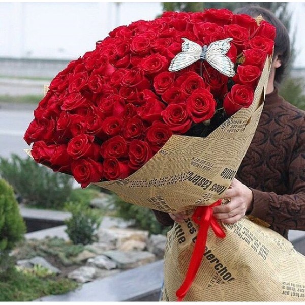 70 Kırmızı Gül Buketi