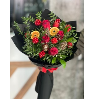 KIRMIZI GÜL VE KOKİNA BUKETİ